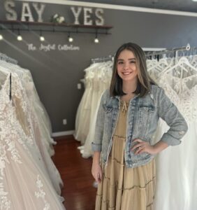 Hannah - Bridal Stylist at Weddings with Joy